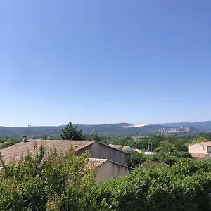 Bed & Breakfast Chez Laurence Et Pascal, Châteauneuf-du-Rhône