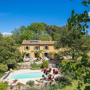 Mas De Bacalan Bed & Breakfast Mormoiron